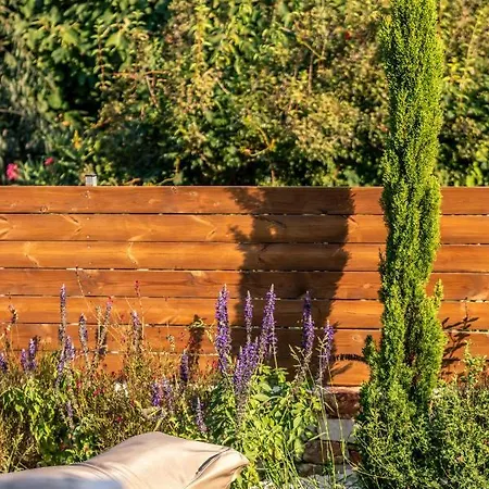 فيلة Redstone Luxury