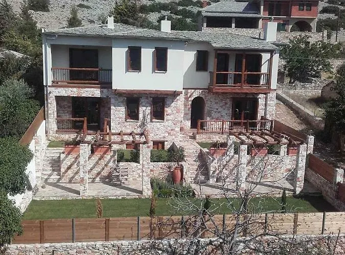 Redstone Luxury Villa