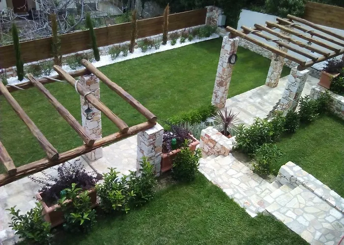 Redstone Luxury * Theologos (Thasos)